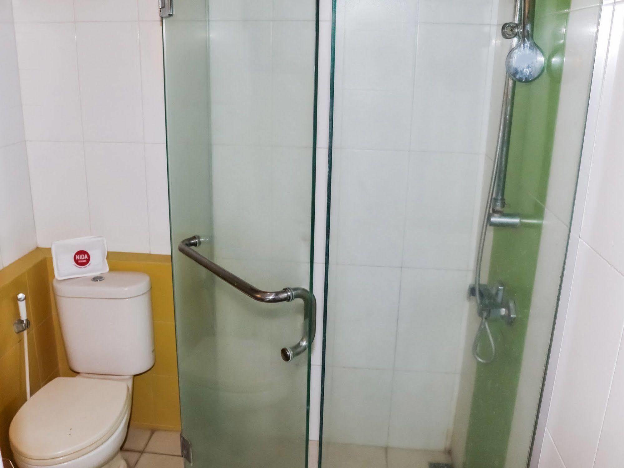Nida Pasar Buah Tuntungan Hotel Medan